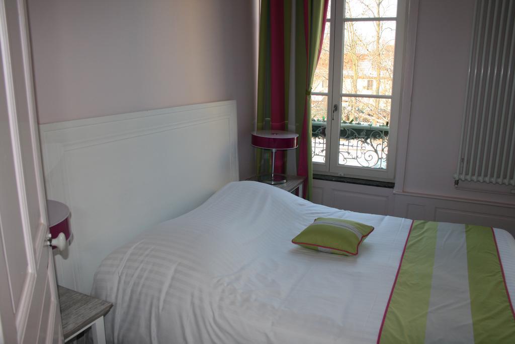 Chambres D'Hotes Le Domaine De Stanislas Luneville Exterior photo
